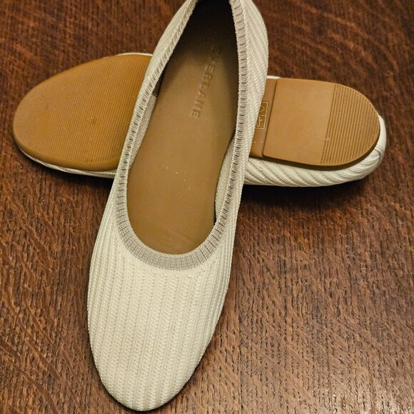 Everlane Shoes - Everlane 'The Day Glove' Ribbed Reknit Flats. Cream with Gray Trim Size 8